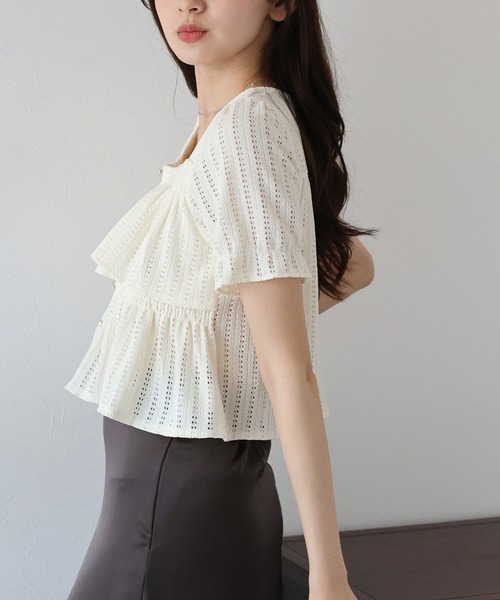 BLUEEAST（ブルーイースト）の「スクエアティアードフリルブラウス（シャツ/ブラウス・レディース・ミント/ブラック/アイボリー/ピンク/ブルー・MEDIUM）」の6枚目の写真