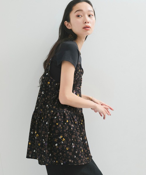le cercle ADAM ET ROPE'(ルセルクルアダムエロペ)の「【セットアップ対応】小花柄キャミソール(キャミソール・レディース・ブラック系その他2/ブルー系その他6・FREE)」の10枚目の写真
