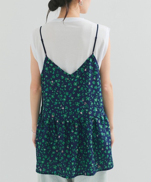 le cercle ADAM ET ROPE'(ルセルクルアダムエロペ)の「【セットアップ対応】小花柄キャミソール(キャミソール・レディース・ブラック系その他2/ブルー系その他6・FREE)」の13枚目の写真