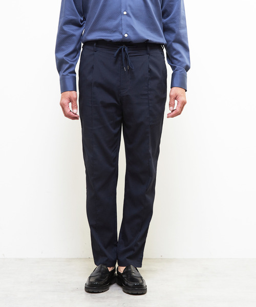 MEN'S MELROSE(メンズメルローズ)の「ドットエアーサッカーエアリーテーパードパンツ(セットアップ可)(スラックス・メンズ・ブラック/ネイビー・3/4/5/2)」の10枚目の写真