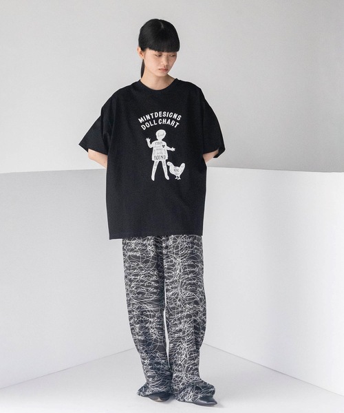 mintdesigns(ミントデザインズ)の「DOLL CHART T-SHIRT(Tシャツ/カットソー・レディース・ホワイト/ブラック・5/2)」の11枚目の写真