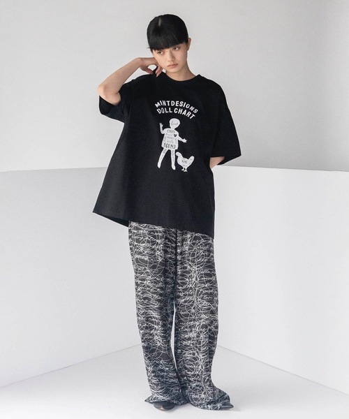 mintdesigns(ミントデザインズ)の「DOLL CHART T-SHIRT(Tシャツ/カットソー・レディース・ホワイト/ブラック・5/2)」の9枚目の写真