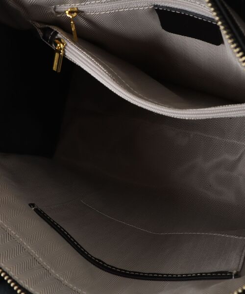 NiiNa(ニーナ)の「【 NiiNa / ニーナ 】【高品質牛革】2wayスクエアハンドトートバッグ(トートバッグ・レディース・ダークブラウン/ブラック/ブルー・FREE)」の12枚目の写真