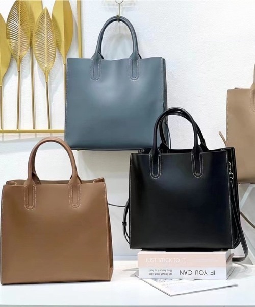 NiiNa(ニーナ)の「【 NiiNa / ニーナ 】【高品質牛革】2wayスクエアハンドトートバッグ(トートバッグ・レディース・ダークブラウン/ブラック/ブルー・FREE)」の9枚目の写真