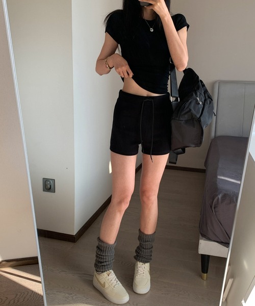 Mela(メラ)の「カットショートパンツ(その他パンツ・レディース・グレー/ブラック・S/M/L)」の9枚目の写真