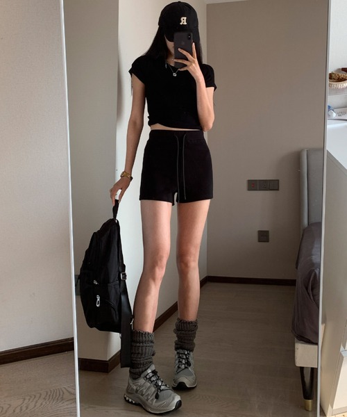 Mela(メラ)の「カットショートパンツ(その他パンツ・レディース・グレー/ブラック・S/M/L)」の16枚目の写真