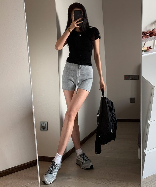 カットショートパンツ（その他パンツ）｜Mela（メラ）の