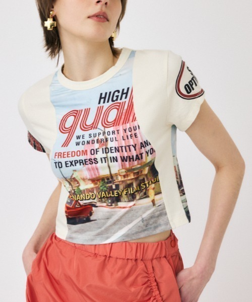 MOUSSY（マウジー）の「【EC・一部店舗限定】REMAKE PRINT TINY Tシャツ（Tシャツ/カットソー・レディース・オフホワイト/ネイビー・FREE）」の2枚目の写真