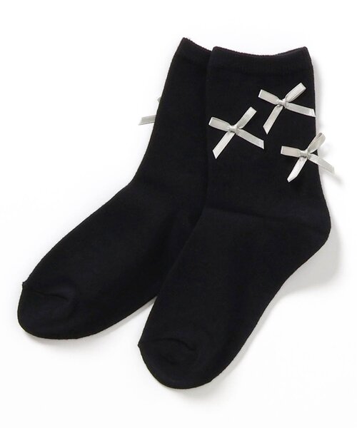 apres les cours(アプレレクール)の「メニーリボンソックス(ソックス/靴下・キッズ・シルバー/ブラック・12/15 /18/21)」の2枚目の写真
