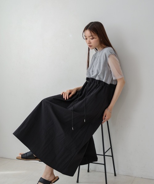 Bab(バブ)の「【低身長向けサイズあり】チュールレイヤードウエストドロストワンピース(ワンピース・レディース・モカ/チャコールグレー/ブラック・S/M)」の2枚目の写真