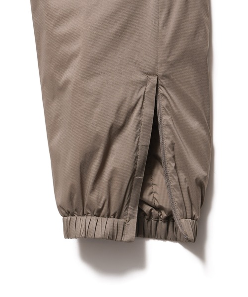 F.C.Real Bristol(エフシーレアルブリストル)の「VENTILATION PUFFER PANTS(その他パンツ・メンズ・モカ/ブラック・X-LARGE/LARGE/MEDIUM/SMALL/XX-LARGE)」の10枚目の写真