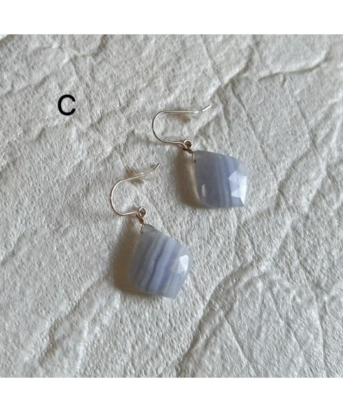 tone(トーン)の「【mastea】14KGF/ブルーレースアゲートリーフカットピアス(MA)(ピアス(両耳用)・レディース・A/B/C・FREE)」の10枚目の写真