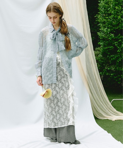 loin nuit（ロワンニュイ）の「sheer plaid ribbon shirt / シアー