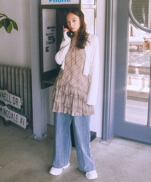 earth music&ecology（アースミュージックアンドエコロジー）の「SET2点メローボレロ＋フリルキャミソール（カーディガン/ボレロ・レディース・オフホワイト/ピンク/ネイビー・FREE）」の15枚目の写真