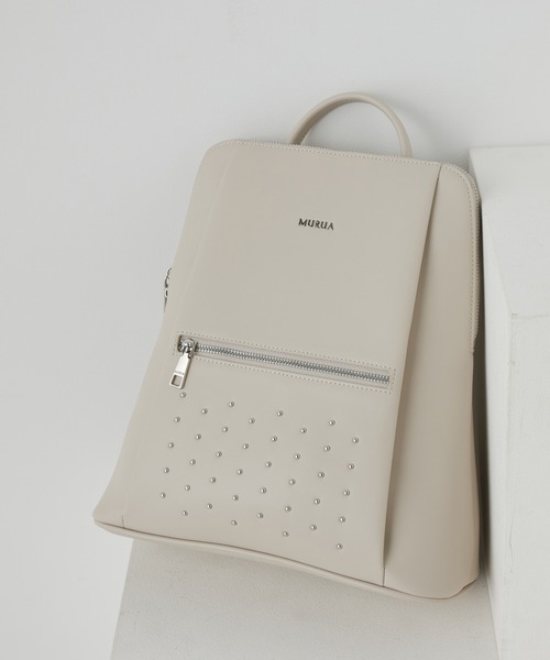 MURUA（ムルーア）の「MURUA(ムルーア)スクエアリュック MR-B1376 スタッズ（バックパック/リュック・レディース・ベージュ/ブラック/ワイン・FREE）」の2枚目の写真