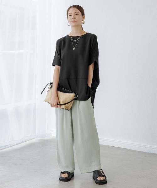 Elura（エルーラ）の「MOHIベルトサンダル《一部店舗限定》（サンダル・レディース・ホワイト/ブラック・SMALL/LARGE/MEDIUM）」の6枚目の写真