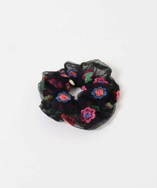 SMELLY（スメリー）の「カラーフラワーシアーシュシュ（シュシュ・レディース・ブラック系その他・-）」の7枚目の写真