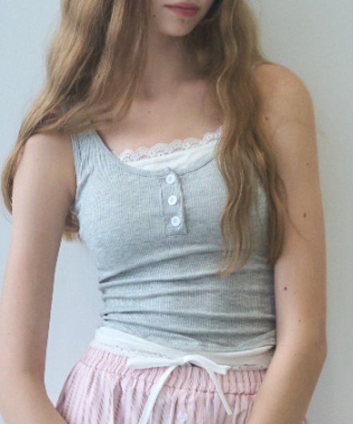 Birthday room(バースデイルーム)の「レース付レイヤードタンクトップ/layered tank top with lace(タンクトップ・レディース・ブラック/グレー・FREE)」の8枚目の写真