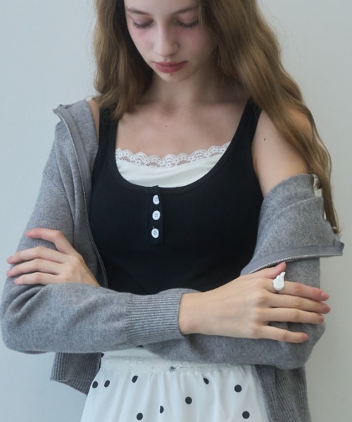 Birthday room(バースデイルーム)の「レース付レイヤードタンクトップ/layered tank top with lace(タンクトップ・レディース・ブラック/グレー・FREE)」の5枚目の写真