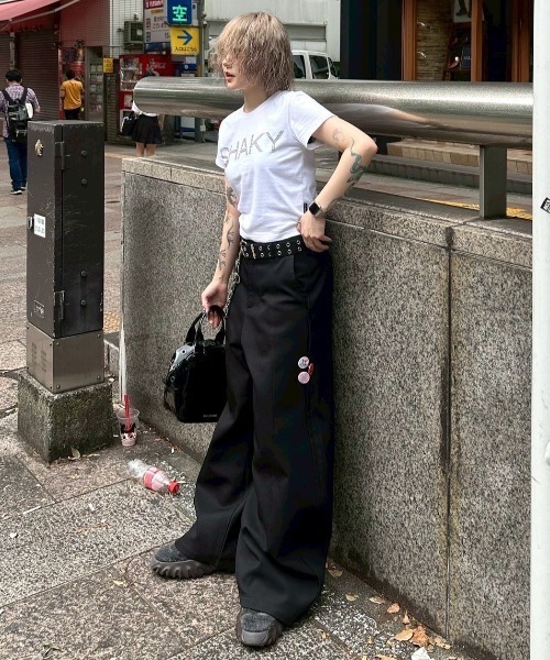 ESC STUDIO（イーエスシースタジオ）の「【ESC STUDIO】shaky t-shirt / 【イーエスシースタジオ】シェイキーロゴ半袖Tシャツ（Tシャツ/カットソー・メンズ・ホワイト・M/S）」の15枚目の写真