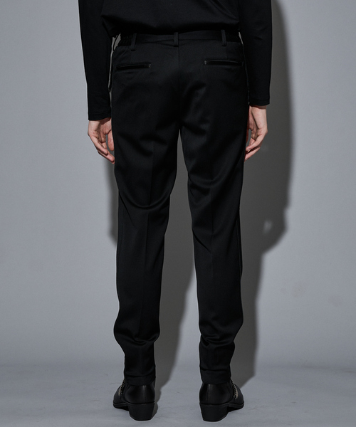 5351 POUR LES HOMMES（ゴーサンゴーイチプールオム）の「【セットアップ対応/Director's Line】 タック テーパード スラックス パンツ（スラックス・メンズ・ブラック・44/46/48/50）」の5枚目の写真