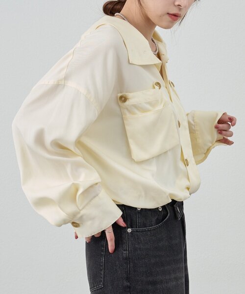 SHENERY（シーナリー）の「《サイズ展開》ビッグポケットシャツ（シャツ/ブラウス・レディース・カーキ/オフホワイト・38/36）」の13枚目の写真