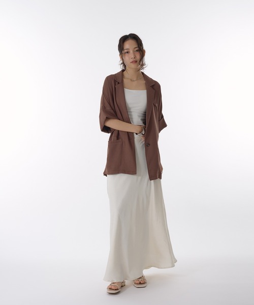MUHET(ミュエータ)の「crinkle satin maxi skirt / クリンクルサテンマキシ丈スカート(スカート・レディース・ブラウン/ブラック/アイボリー・SMALL/MEDIUM/LARGE)」の21枚目の写真