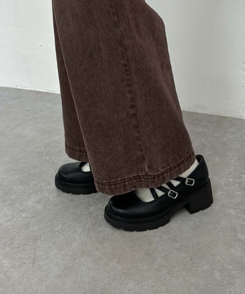 archives（アルシーヴ）の「ダブルクロスパンプス（パンプス・レディース・ブラック・MEDIUM/LARGE）」の8枚目の写真