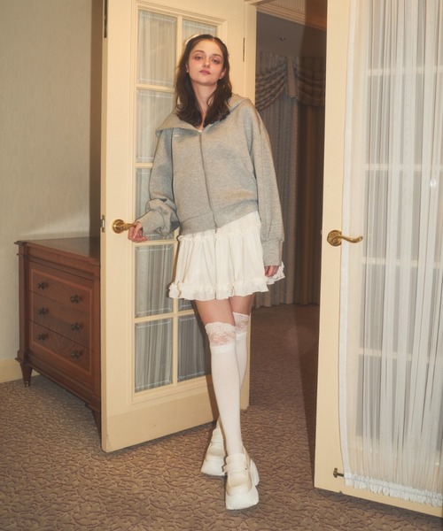 Lovilyn(ラヴィリン)の「【初回即完】ファーフードもちっとボリュームパーカー(パーカー・レディース・グレー系その他/ブラック/ホワイト系その他/ホワイト/グレー/ブラック系その他・FREE)」の10枚目の写真