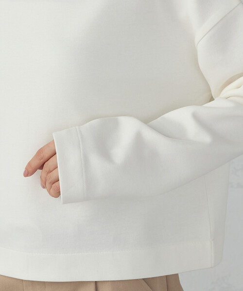 COMME CA ISM（コムサイズム）の「クロップド丈　ロンＴ（Tシャツ/カットソー・レディース・ブラック/ホワイト・X-LARGE/SMALL/LARGE/MEDIUM）」の19枚目の写真