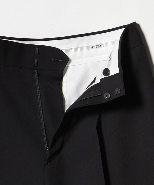 ASTRAET(アストラット)の「<ASTRAET>ギャバ タック バレルパンツ(その他パンツ・レディース・ブラック/ダークブラウン・1/0/2)」の10枚目の写真