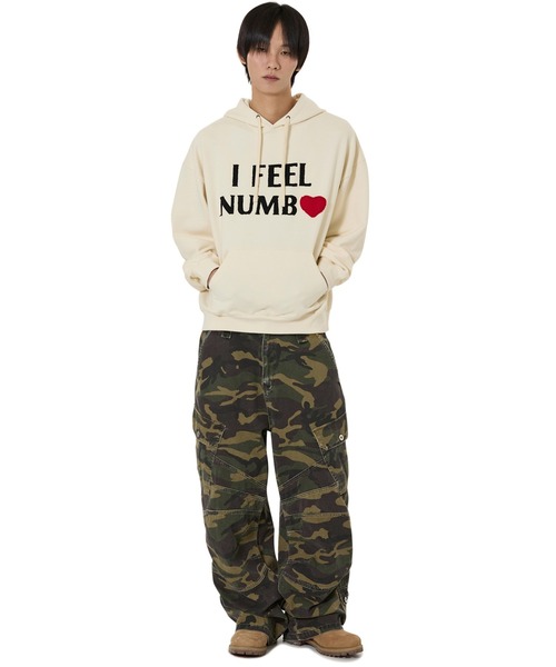 OY（オーワイ）の「『OY/オーワイ』NUMB PATCH HOODIE/NUMBパッチプルオーバーパーカー（パーカー・レディース・アイボリー/ブラック・M/L）」の6枚目の写真