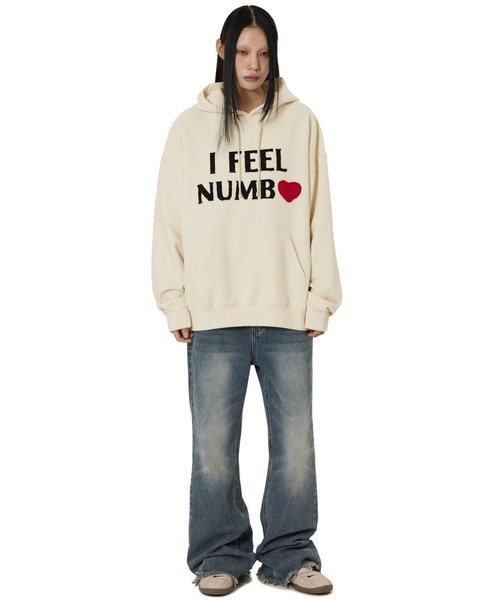 OY（オーワイ）の「『OY/オーワイ』NUMB PATCH HOODIE/NUMBパッチプルオーバーパーカー（パーカー・レディース・アイボリー/ブラック・M/L）」の7枚目の写真