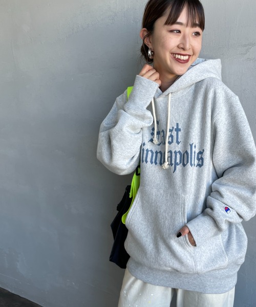チャンピオン　カレッジ　パーカー　チャンピオン Champion/チャンピオン] リバースウィーブ カレッジロゴプリント