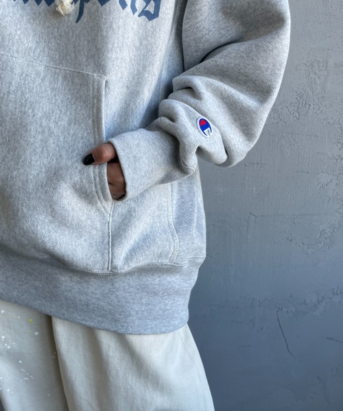 Champion（チャンピオン）の「[Champion/チャンピオン] リバースウィーブ カレッジロゴプリントスウェットパーカー（パーカー・レディース・グレー/ブラック/オートミール/ネイビー・XXL/XL/L）」の18枚目の写真