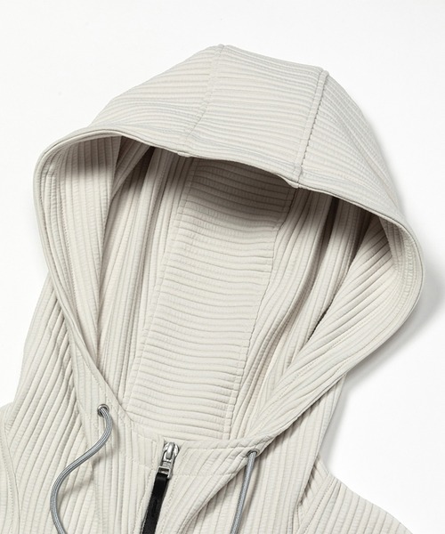 meanswhile(ミーンズワイル)の「Uneven Fabric Anorak Park(パーカー・メンズ・オフホワイト/ブラック・1(S))」の10枚目の写真