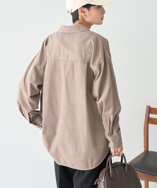 AMERICAN HOLIC（アメリカンホリック）の「Wポケットコーデュロイシャツ（シャツ/ブラウス・レディース・ダークブラウン/アイボリー/ブルー/グレイッシュベージュ/ライラック・M/L）」の22枚目の写真