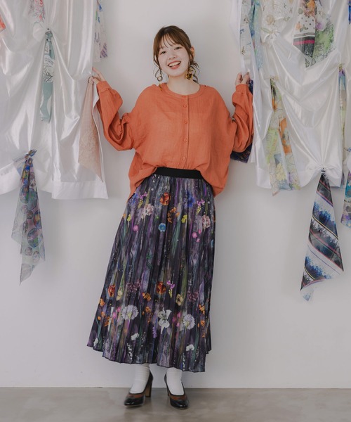 iS ScoLar（イズスカラー）の「553213：パリ・アート柄 リバーシブルプリーツスカート（スカート・レディース・ネイビー/ブラウン/ブラック・M）」の9枚目の写真