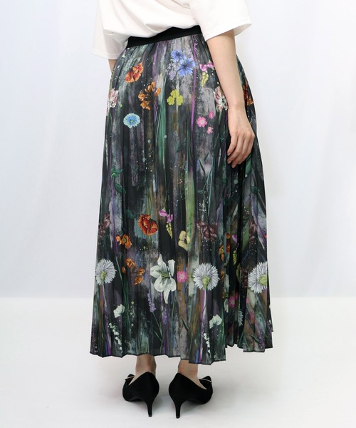 iS ScoLar（イズスカラー）の「553213：パリ・アート柄 リバーシブルプリーツスカート（スカート・レディース・ネイビー/ブラウン/ブラック・M）」の18枚目の写真