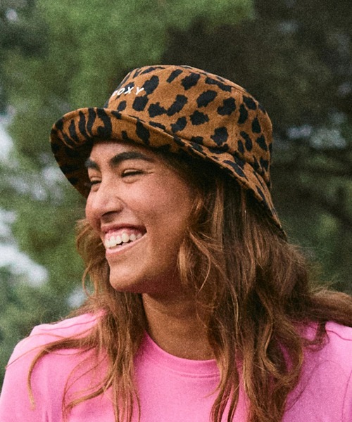 ROXY（ロキシー）の「URBAN PARTY HAT /ロキシーロゴワンポイントコーデュロイレオパード柄ハット（ハット・レディース・ベージュ・M/L）」の6枚目の写真