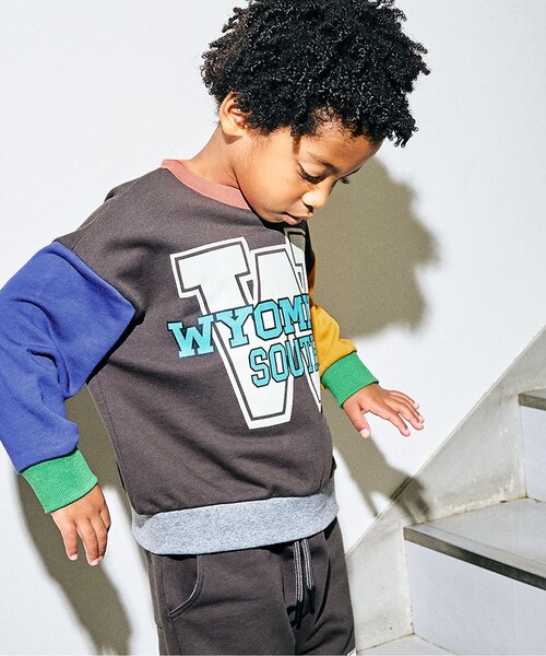 F.O.KIDS（エフオーキッズ）の「【ジュニア対応】カラバリグラフィックトレーナー（スウェット・キッズ・サックスブルー/グレー/オフホワイト/グリーン/ピンク/レインボー/ベージュ/ラベンダー/パープル/イエロー・80/90/100/110/120/130/140/150/160）」の10枚目の写真