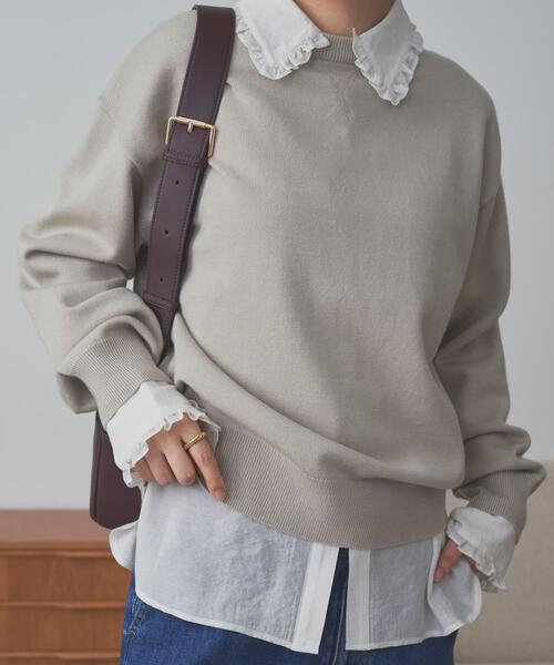 URBAN RESEARCH DOORS（アーバンリサーチドアーズ）の「フリルカラーブラウス（シャツ/ブラウス・レディース・ブラック/オフホワイト/ブラウン・MEDIUM）」の4枚目の写真