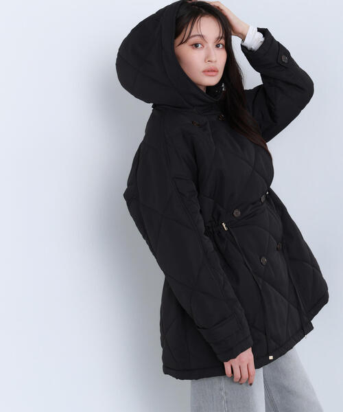 NATURAL BEAUTY BASIC（ナチュラルビューティーベーシック）の「◇2wayダイヤキルティングブルゾン（ブルゾン・レディース・オフホワイト/ブラック・SMALL/MEDIUM）」の7枚目の写真