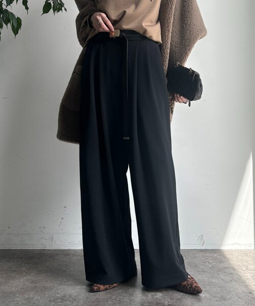 DouDou（ドゥドゥ）の「パーフェクトジャージータックパンツ（その他パンツ・レディース・ブラック/ブルー/ベージュ・36/38）」の2枚目の写真