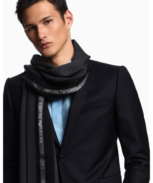 EMPORIO ARMANI（エンポリオアルマーニ）の「【エンポリオ アルマーニ】スカーフ ウール ロゴテープ（マフラー・メンズ・チャコールグレー/ダークネイビー・FREE）」の8枚目の写真
