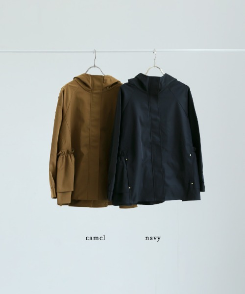 Emilyan（エミリアン）の「【Nano-Tex加工】クリアツイル・ティアードフリルパーカー（その他アウター・レディース・ネイビー/キャメル・M）」の15枚目の写真