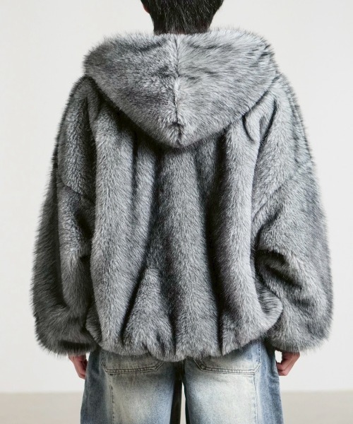 Chikashitsu +】oversized hooded fur blouson / 【チカシツプラス
