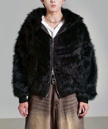 Chikashitsu +（チカシツプラス）の「【Chikashitsu +】oversized hooded fur blouson / 【チカシツプラス】オーバーサイズフーデッドファーブルゾン（ブルゾン）」