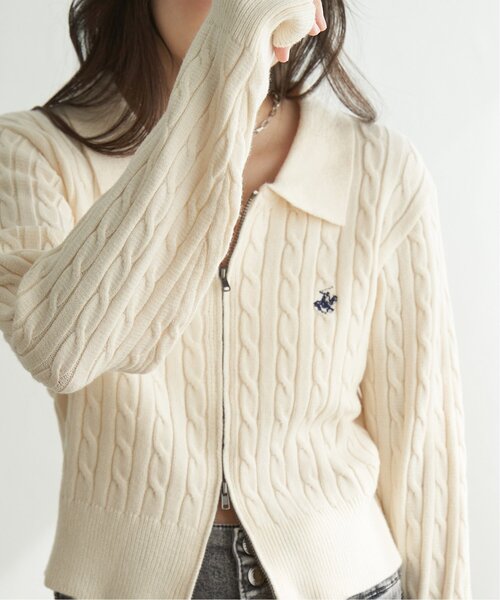 BEVERLY HILLS POLO CLUB（ビバリーヒルズポロクラブ）の「BEVERLY HILLS POLO CLUB ケーブル編みポロカーデ（カーディガン/ボレロ・レディース・ネイビー/レッド系/アイボリー・M）」の2枚目の写真