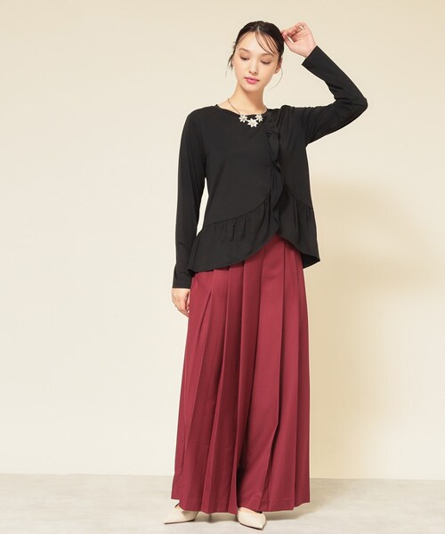 Sunauna（スーナウーナ）の「【フリルペプラム】チュニックカットソー（Tシャツ/カットソー・レディース・ボルドー/グレー/ブラック・38）」の7枚目の写真